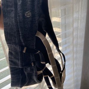 Lulu lemon energy sports bra